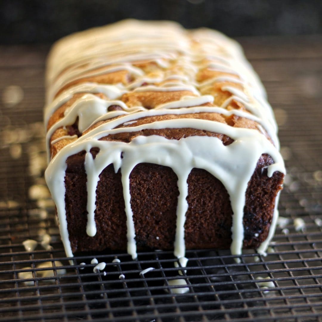 Luxurious Raspberry And White Chocolate Skyr Cake - Someone's Mum